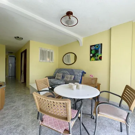 Apartment Caballos Levante Beach *